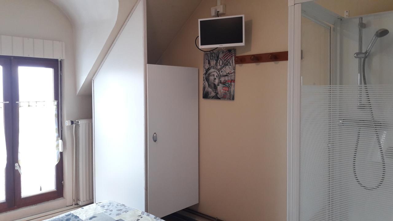 Hem-Hardinval Le Relais De Risquetout מראה חיצוני תמונה
